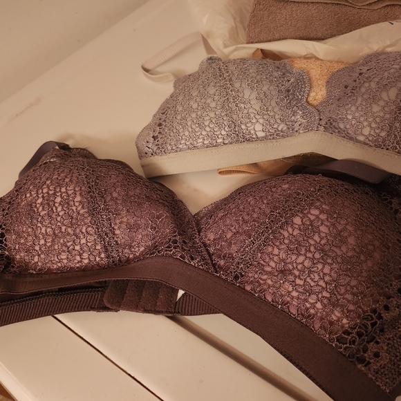 Wireless bras 38B - Picture 3 of 3